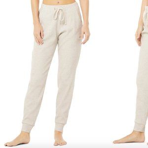 Alo Yoga Muse Sweatpant/Jogger Bone Heather XS